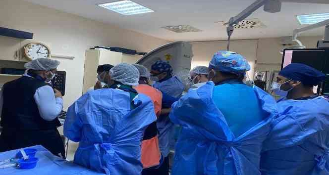 Edirne’de doktorlar kalp hastasına nefes oldu