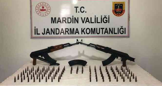 Mardin’de durdurulan araçta silah ve mühimmat ele geçirildi