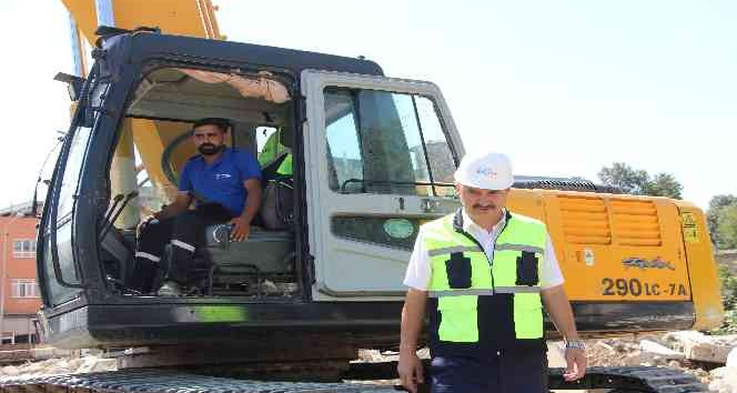 İluh Deresi kentsel dönüşüm alanında 1. etapta yıkım çalışmaları sürüyor