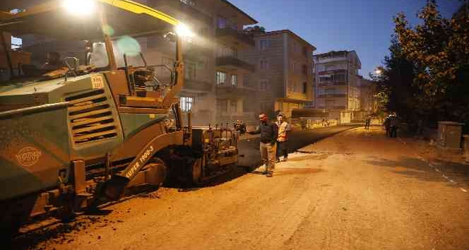 Nevşehir Belediye ekipleri gece mesaisinde