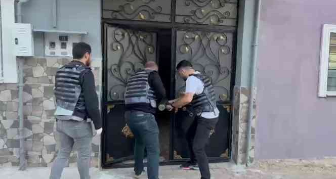 Uşak’ta 8 uyuşturucu taciri tutuklandı