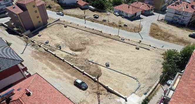 Akdağmadeni Belediyesi ilçeye yeni park kazandırıyor