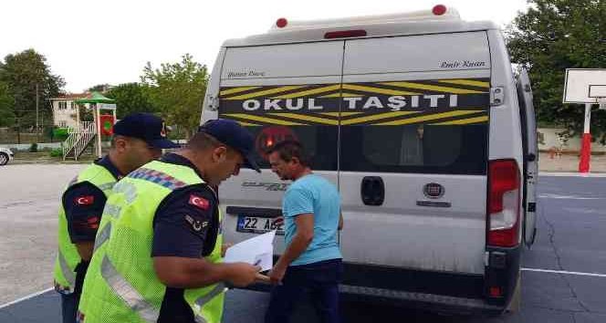Jandarmadan okul servislerinde denetim