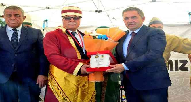 Kırşehir’de Ahisine şed kuşatıldı