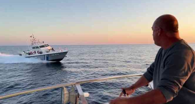 Yunanlılar Türk balıkçı teknesini taciz etti