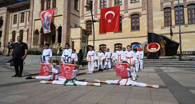 Biga’nın kurtuluşu törenle kutlandı