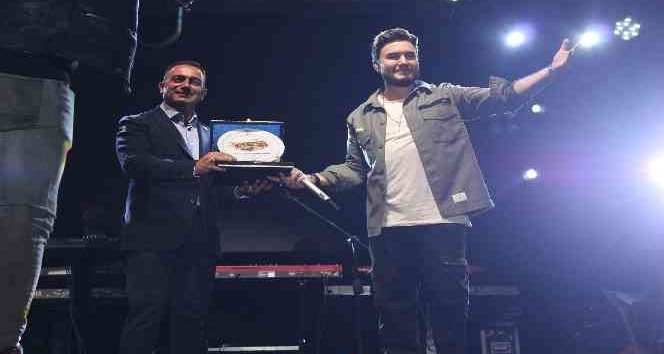 Biga’da Mustafa Ceceli rüzgarı