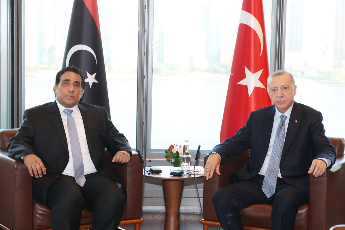 Cumhurbaşkanı Erdoğan, Libya Başkanlık Konseyi Başkanı el-Menfi ile görüştü
