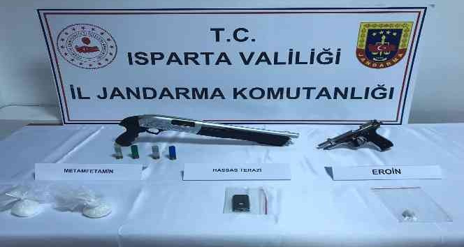 Isparta’da uyuşturucuyla mücadele operasyonları: 8 şüpheli yakalandı