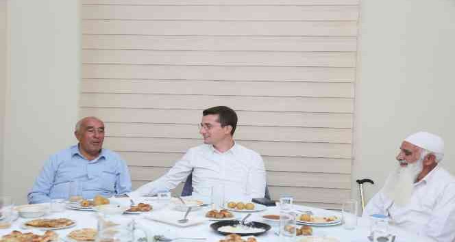 Kaptanoğlu: "Şehitlerimizi ve kahraman gazilerimizi hiçbir zaman unutmayacağız"