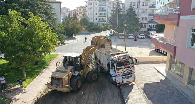 Esentepe Mahallesi’nde sıcak asfalt serimi ve altyapı yenileme çalışması yapılacak