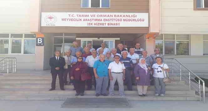 Eğirdir Ziraat Okulu 1971 yılı mezunları  hasret giderdi