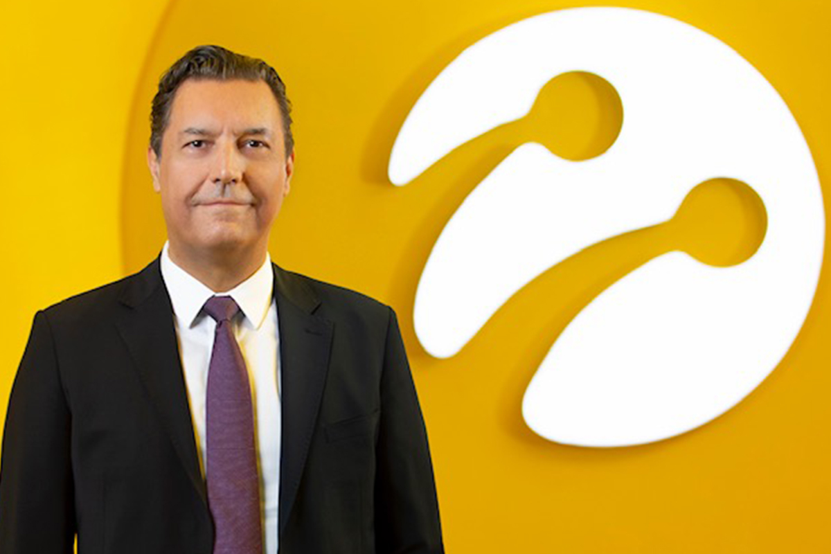 Şirketlere tek noktadan e-posta, video konferans, dosya yedekleme ve paylaşma imkanı