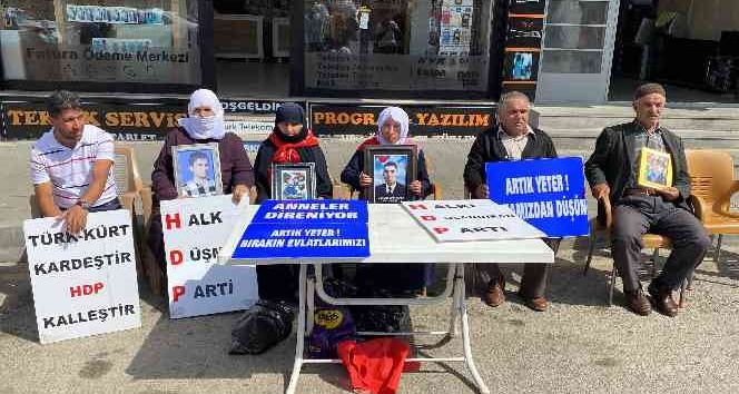 Muş’ta evlat nöbeti tutan ailelerin sayısı 40’a yükseldi