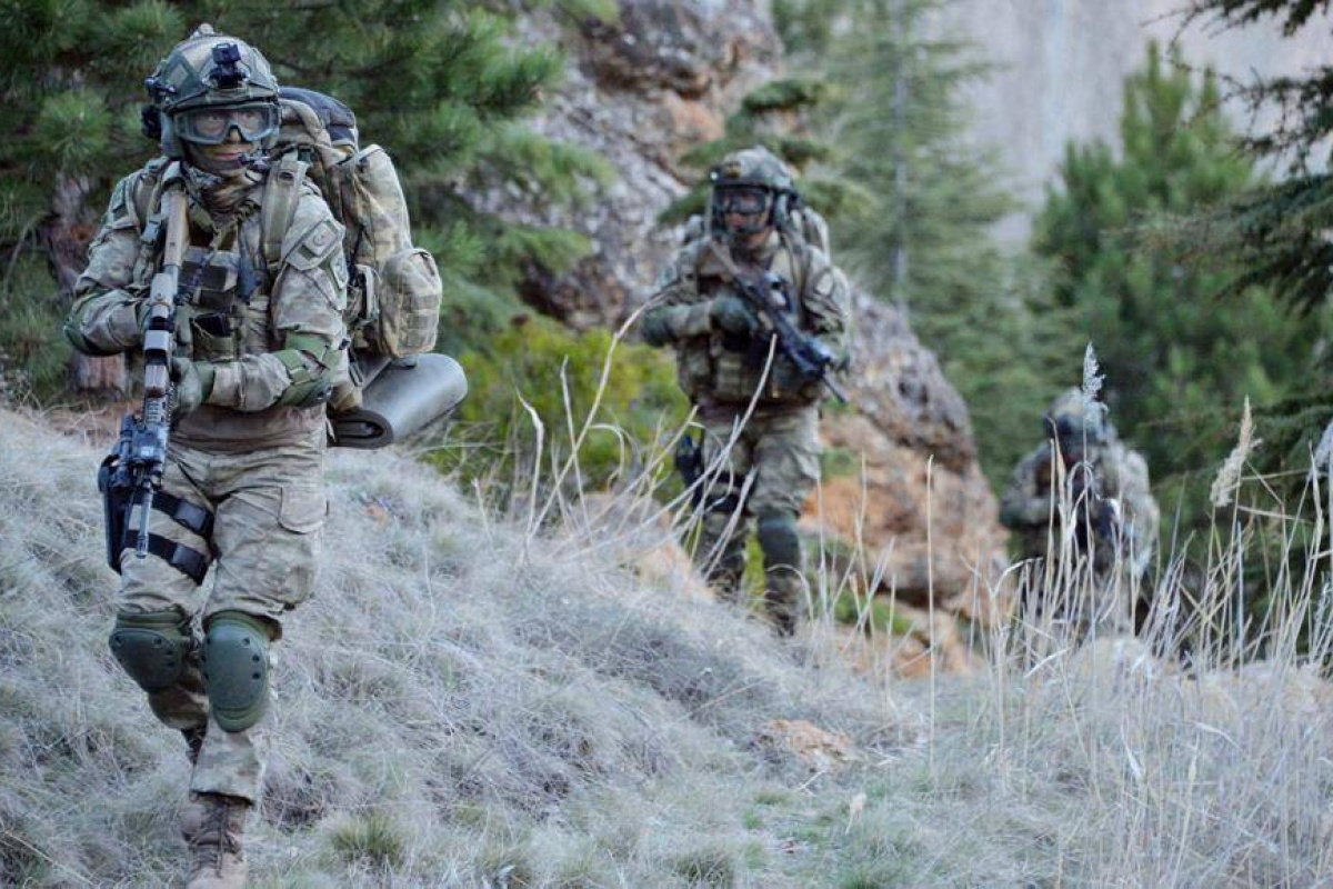 Teröristlere rahat nefes almak yok! 12 PKK&#039;lı daha etkisiz halde