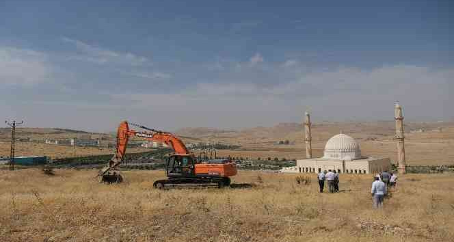 Mardin’de tıp fakültesi için ilk kazma vuruldu