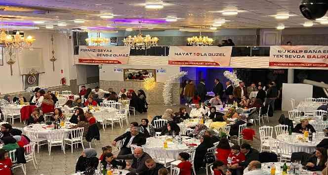 Almanya’da yaşayan Balıkesirliler kurtuluş gününü kutladı