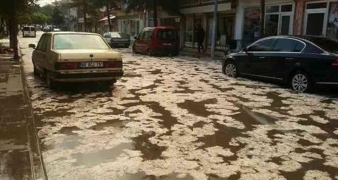 Aksaray’ın yüksek kesimlerinde dolu yağışı etkili oldu