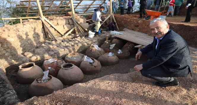 Kurul Kalesi kazıları 13. yılına girdi