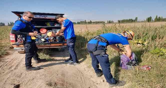 Su kuyusuna düşen av köpeğini AFAD kurtardı
