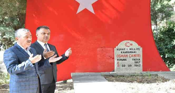 Osman Çaneri kabri başında anıldı