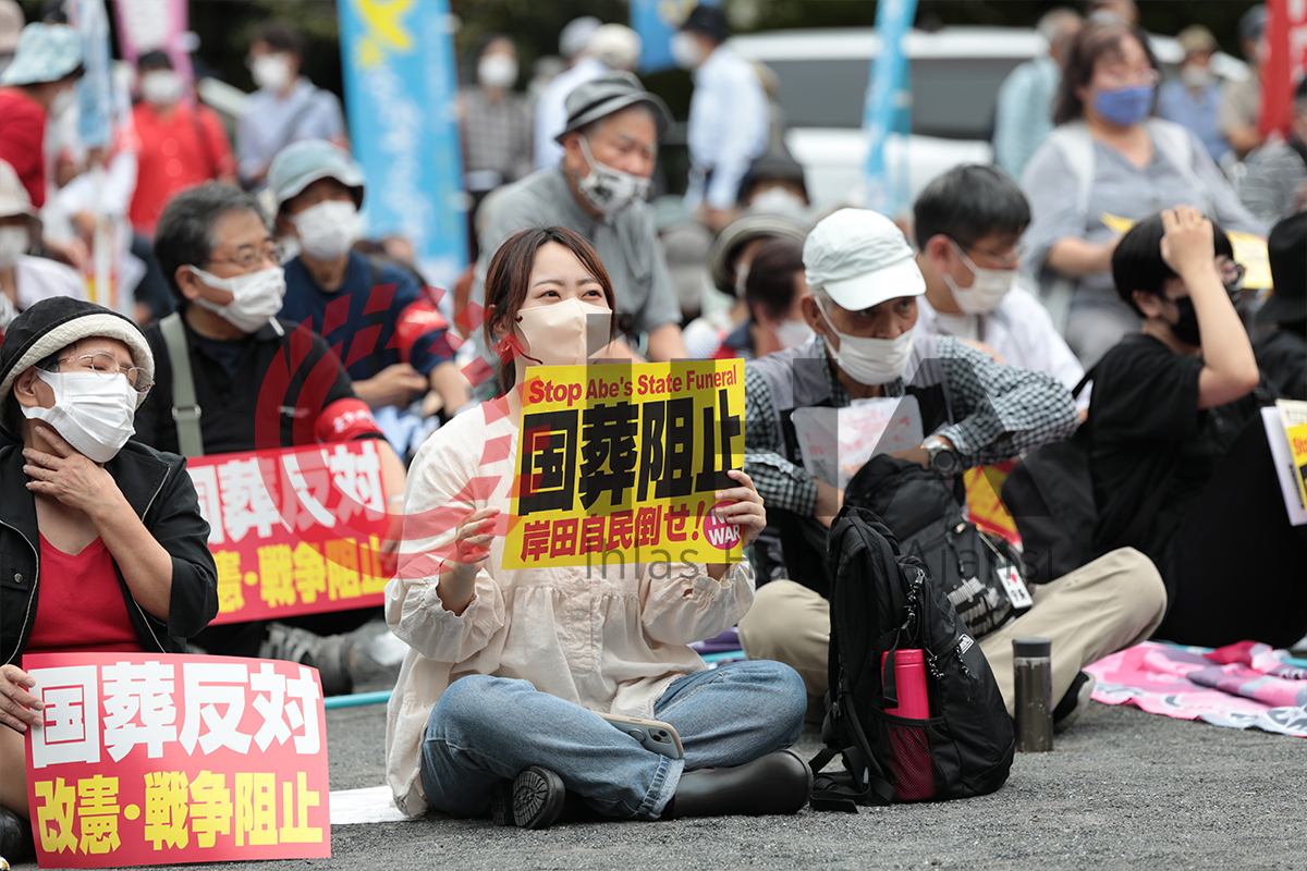 Japonya&#039;da Abe için yapılacak resmi cenaze töreni protesto edildi