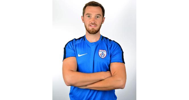 Özsert: “Bizim en büyük mutluluğumuz Altınordu Futbol Akademisi’ne sporcu kazandırmak”