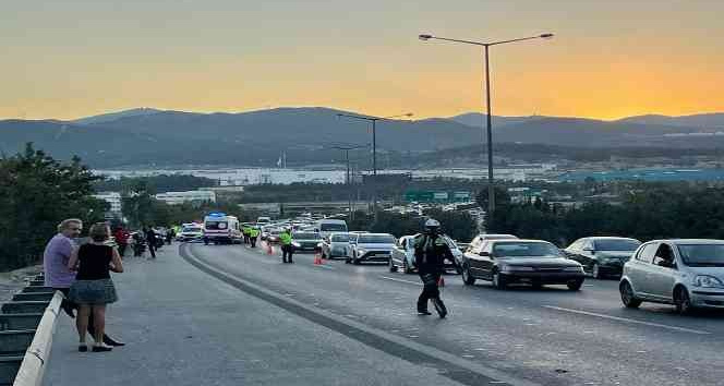 Önündeki otomobile çarpan motosiklet sürücüsü hayatını kaybetti