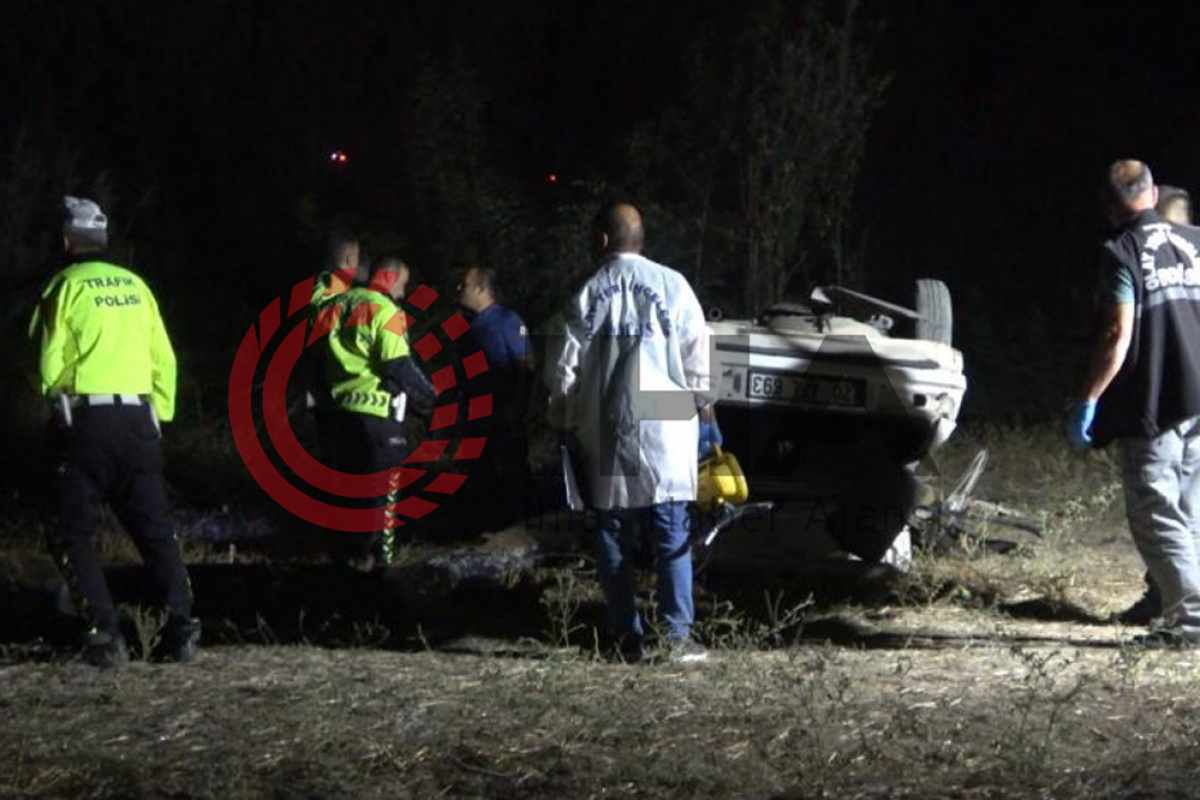 Gençlerin gece gezintisi faciayla noktalandı: 2 ölü, 1 ağır yaralı