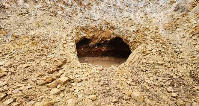 Yol çalışmalarında bulunan mağaranın kültürel bir özelliği olmadığı tespit edildi