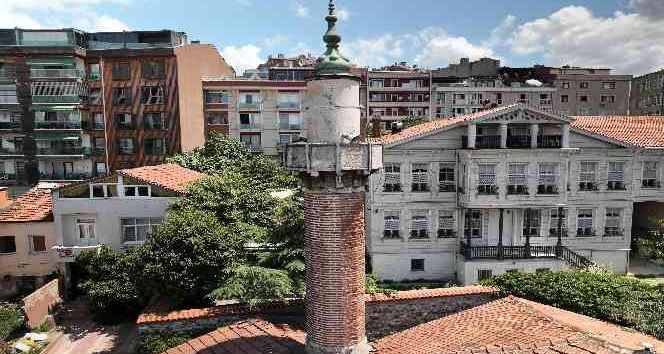 İslam aliminin kabri yıkılmaya yüz tuttu