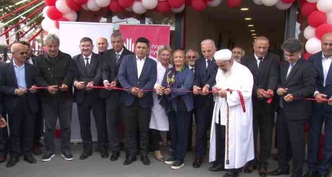 Ümraniye’de, aile sağlığı merkezi düzenlenen tören ile açıldı