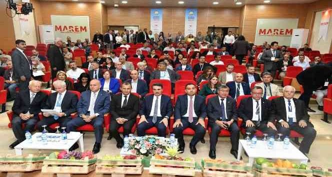 Eğirdir’de Ulusal Meyvecilik Sempozyumu başladı
