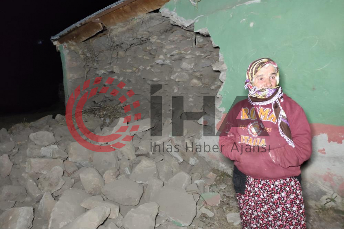 Göle’de vatandaşlar geceyi sokakta geçirdi