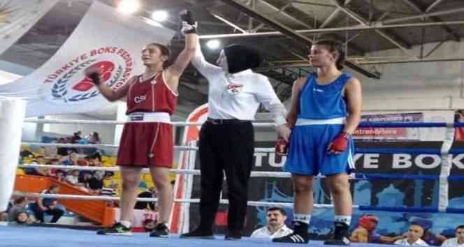 Şırnaklı milli boksör Pınar Benek, Türkiye’yi Avrupa’da temsil edecek