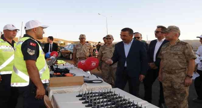 Siirt’te jandarma trafikte aşırı hıza dikkat çekti