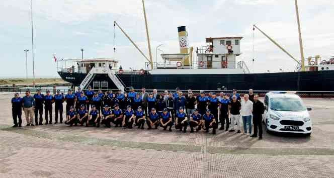 Büyükşehir zabıtasına 20 yeni araç