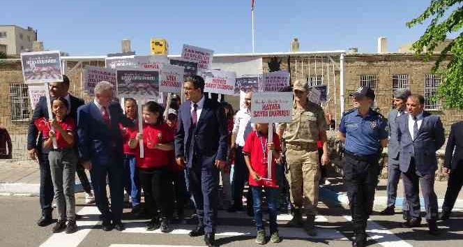Gercüş’te “Önce Yaya Uygulaması” farkındalık etkinliği düzenlendi