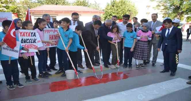 Muş’ta "Yayalara öncelik duruşu, hayata saygı duruşu" etkinliği yapıldı