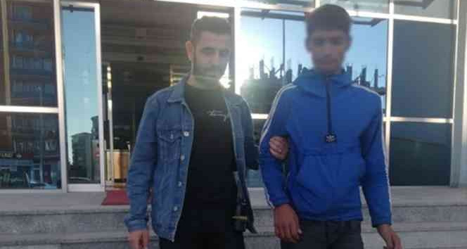 Silahlı yağma ve hırsızlık suçlarından aranan iki kişi Keşan’da yakalandı