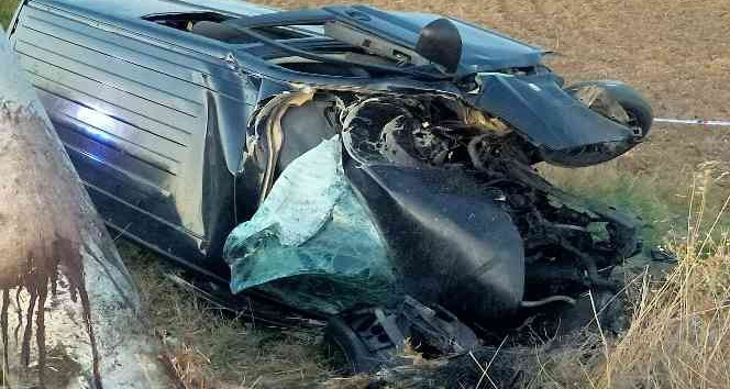 Edirne’de levhaya çarpan araç şarampole devrildi: 1 ölü