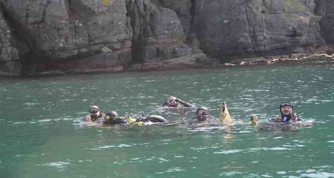 Yalova açıklarında hayalet ağ temizliği