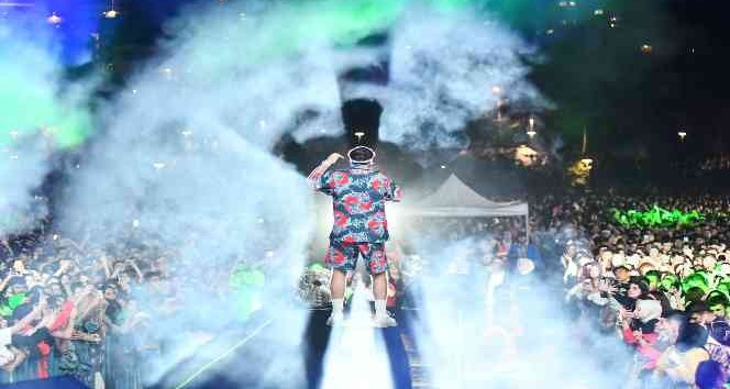 Ortahisar Millet Bahçesi’nde gençlik şöleni coşkusu