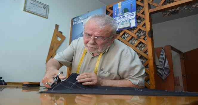 64 yıllık terzinin meslek aşkı