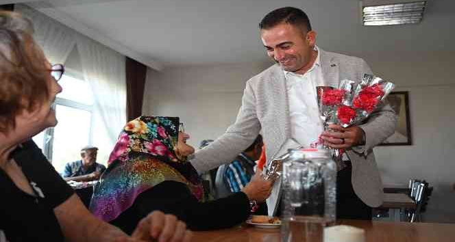 Başkan Erdoğan: "Koca çınar yaşlılarımız baş tacımız"