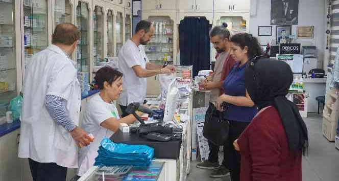 Grip aşısı eczanelerdeki yerini aldı