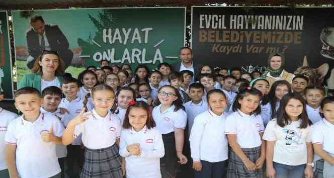 Başkan Özdemir, öğrencilere sahipsiz hayvanları korumanın önemini anlattı