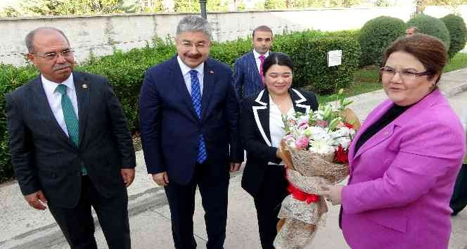 Bakan Yanık Osmaniye’de