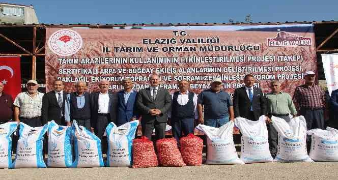 Elazığ’da çiftçiye 6 buçuk milyon liralık hibeli tohum desteği