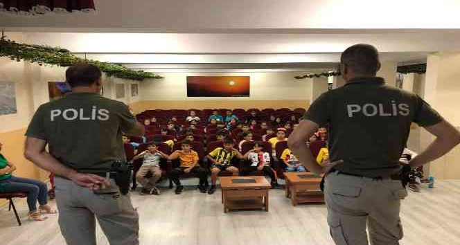 Bingöl’de çocuklara hayvan sevgisi aşılandı